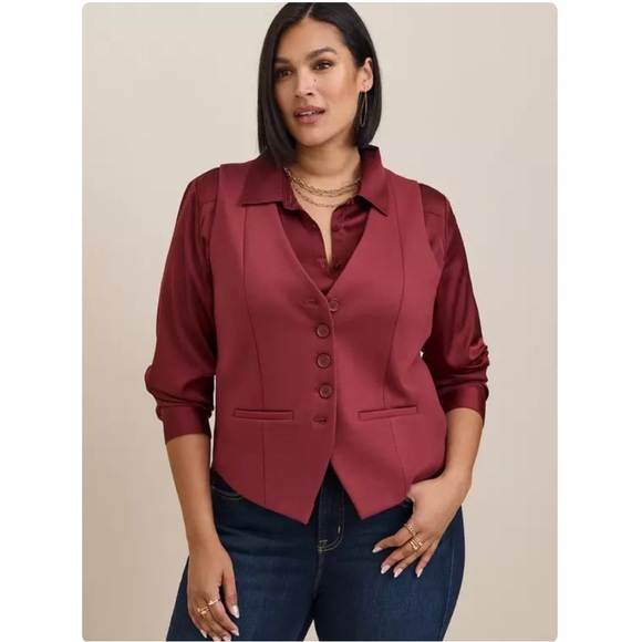 NWT torrid plus size 4 Studio Luxe Ponte Vest maroon burgundy button front - Picture 4 of 8